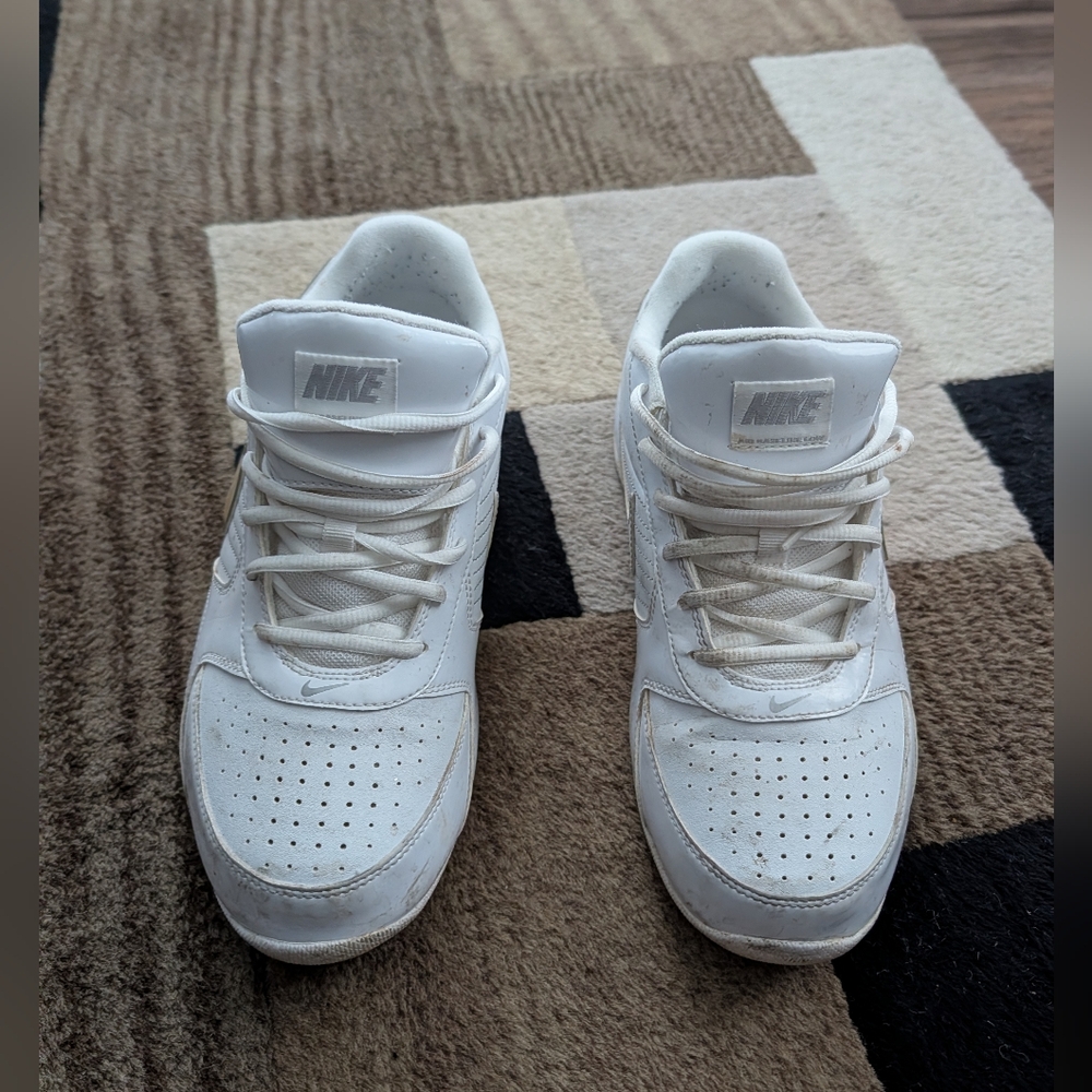 Nike Air Baseline Low